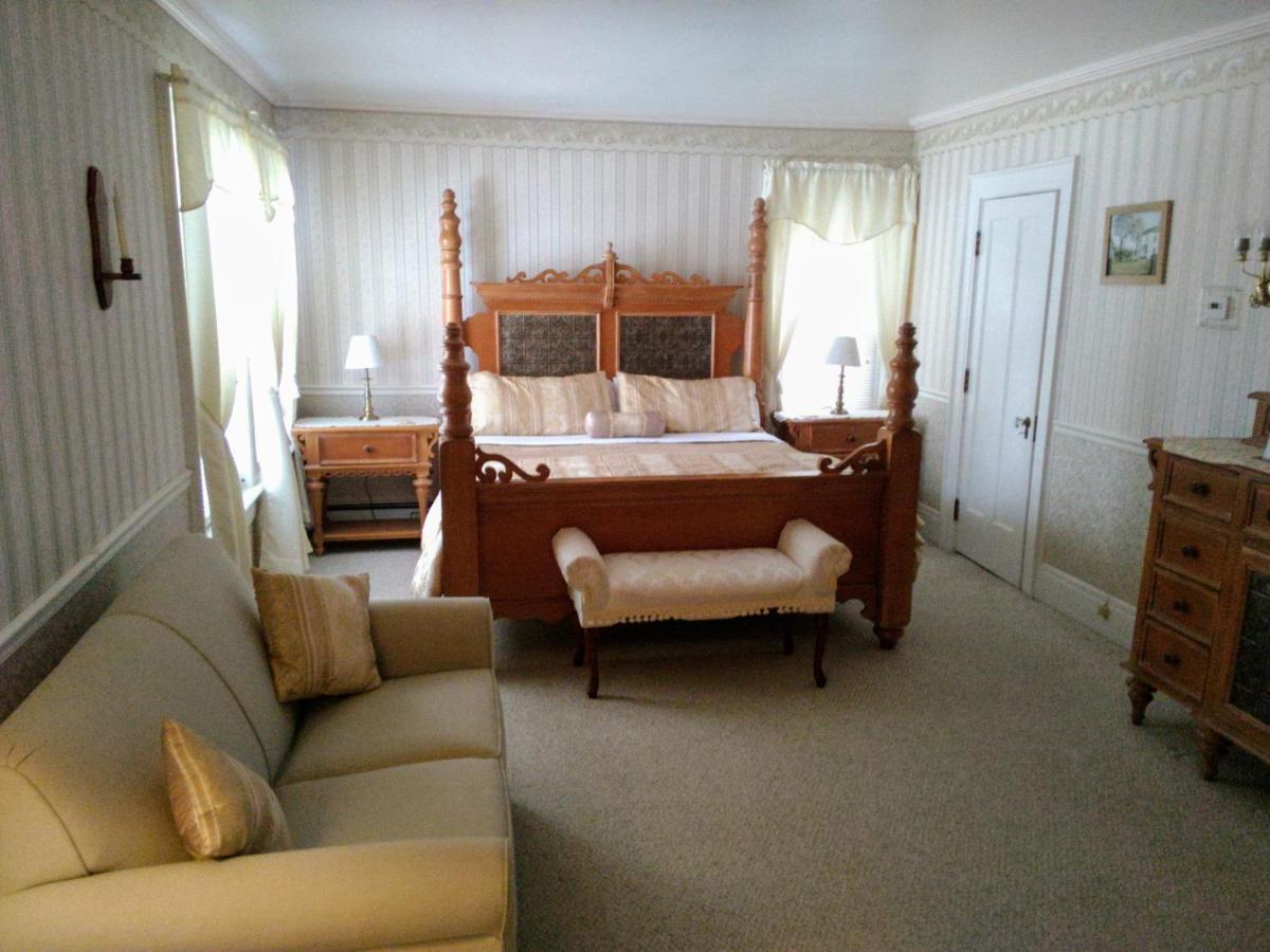 Splendor Inn Bed & Breakfast Norwich ภายนอก รูปภาพ
