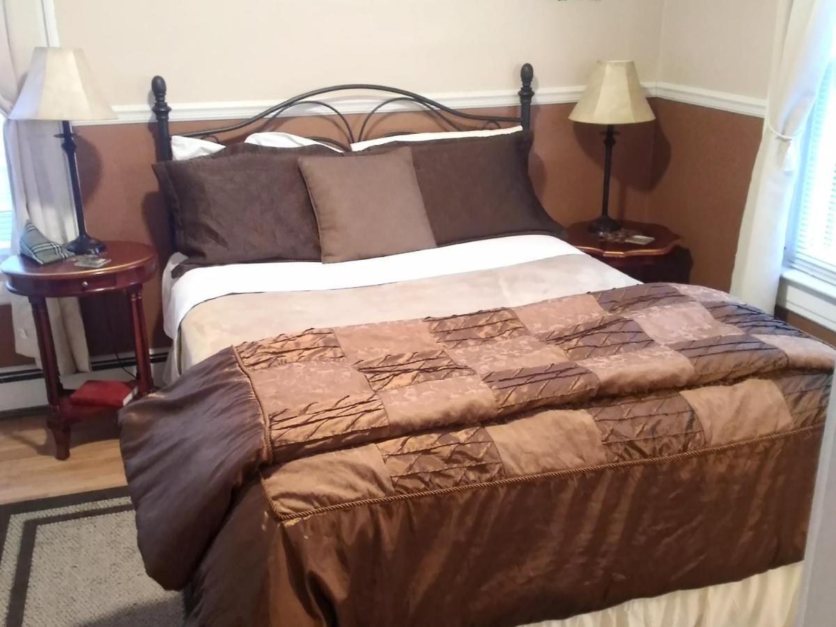 Splendor Inn Bed & Breakfast Norwich ภายนอก รูปภาพ
